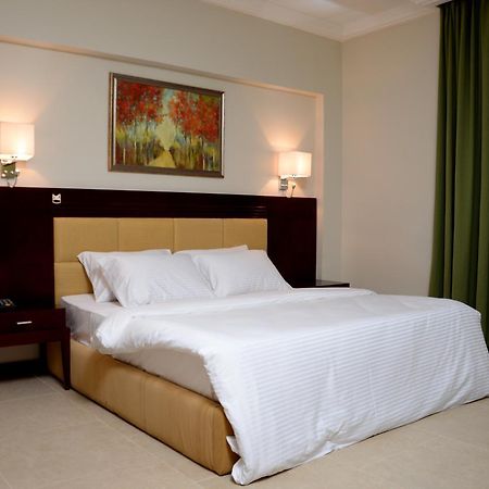 Check Inn Hotel Abuja Kültér fotó