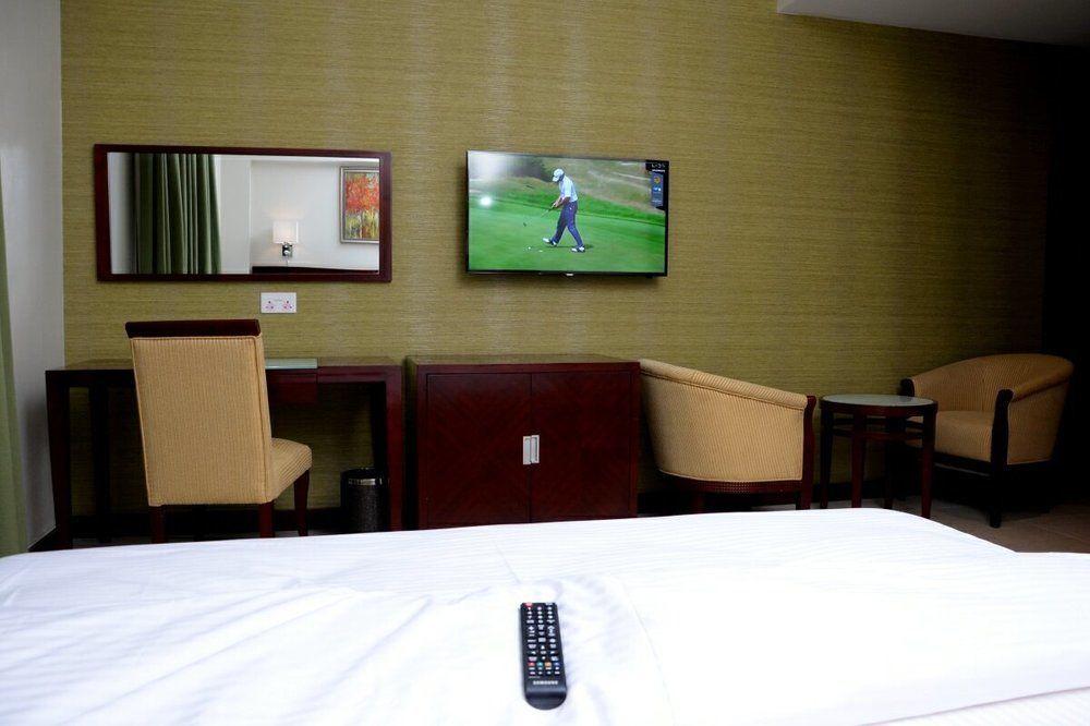 Check Inn Hotel Abuja Kültér fotó