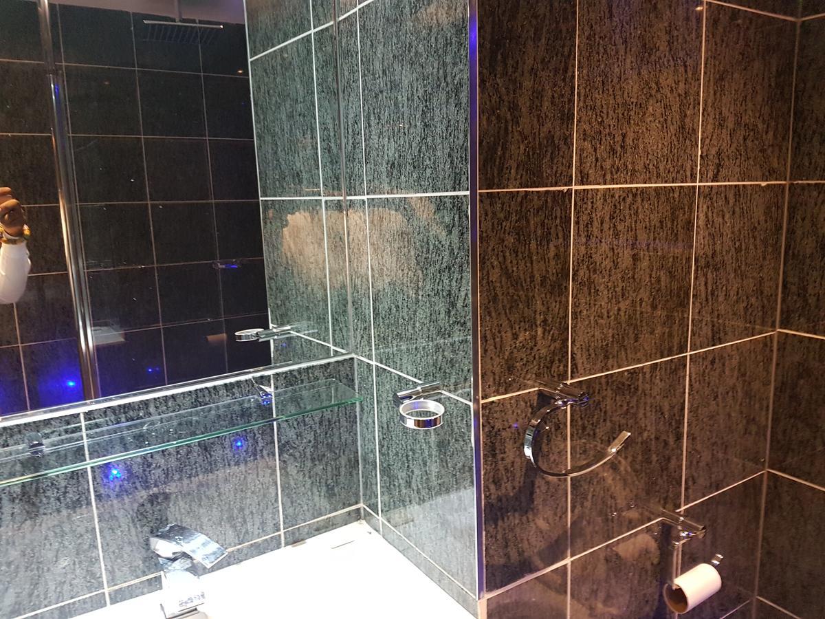 Check Inn Hotel Abuja Kültér fotó