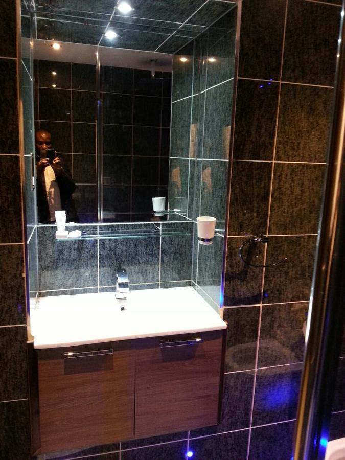 Check Inn Hotel Abuja Kültér fotó
