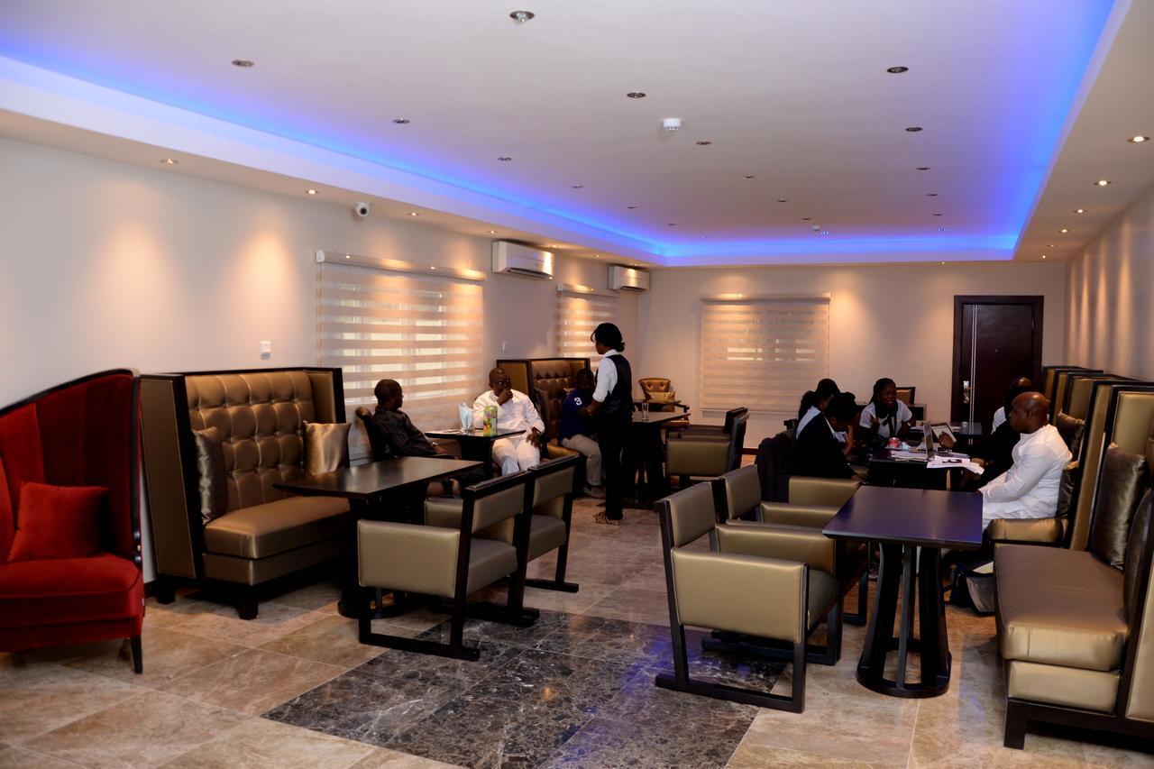Check Inn Hotel Abuja Kültér fotó