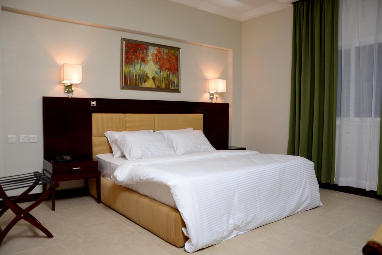 Check Inn Hotel Abuja Kültér fotó
