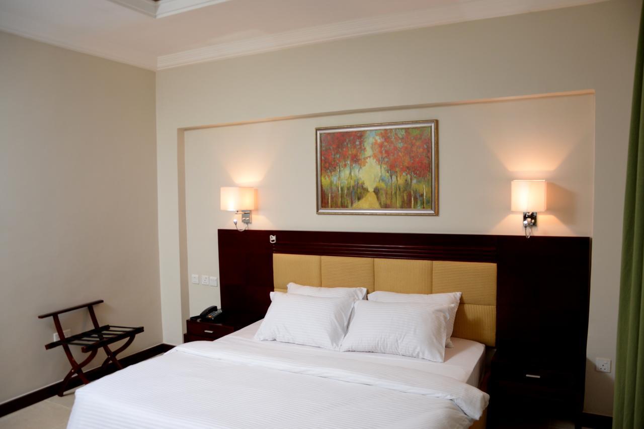 Check Inn Hotel Abuja Kültér fotó